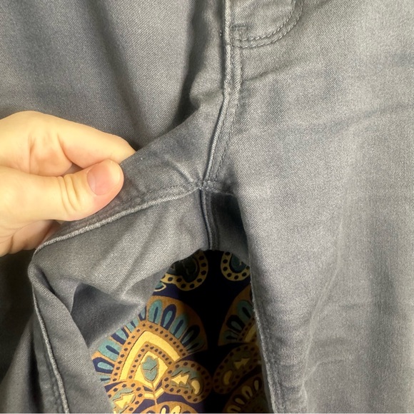 🦋5/20$🦋 Design Lab dark grey skinny jeans - Picture 13 of 13